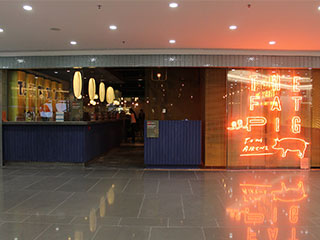 XY-M3631 Hong Kong the Fat Pig Restaurant